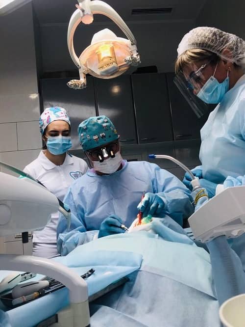 Проведение операции в клинике Лукашука