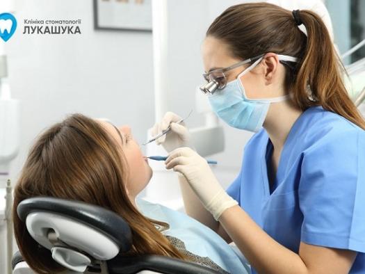 Профессиональная чистка зубов: что это такое и как часто можно делать (2020)
